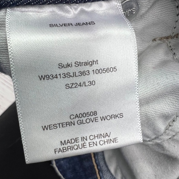 👖|•SILVER JEANS•| Suki Straight Jeans Size 24👖 - Picture 4 of 7
